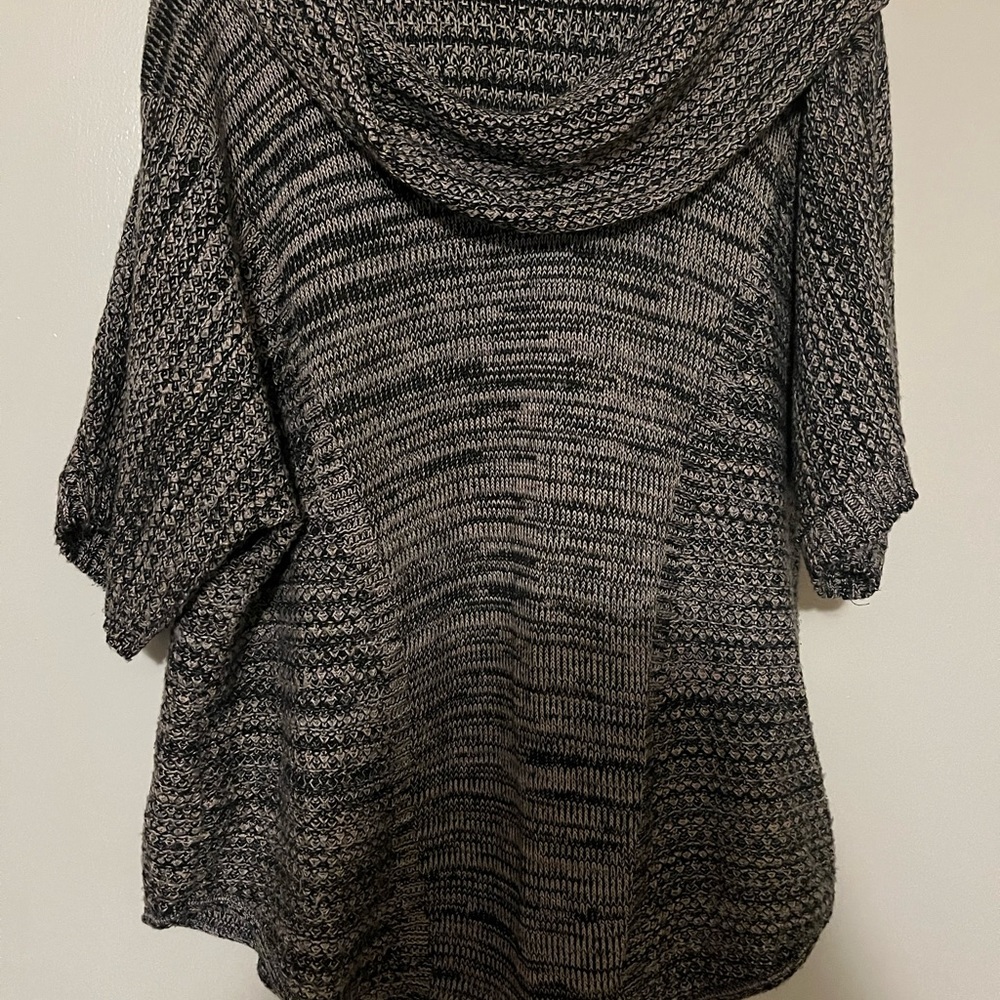 Sweater - Picture 3 of 3